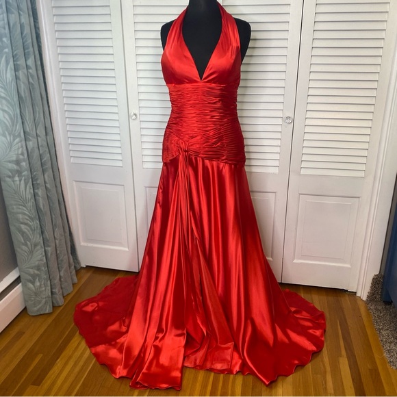 Blush Prom | Elegant Red Halter Gown | Size 10 - Picture 1 of 9